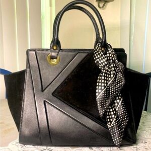 Unique Karpassi Black Leather Satchel